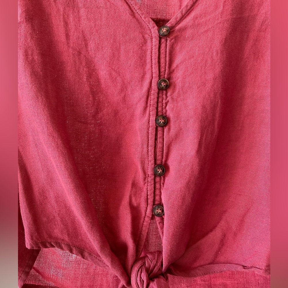Button up crop tops - Picture 8 of 9